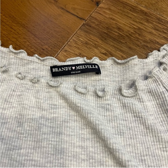 Brandy Melville- Speckled Grey Frilled Long-Sleeve - Picture 4 of 4